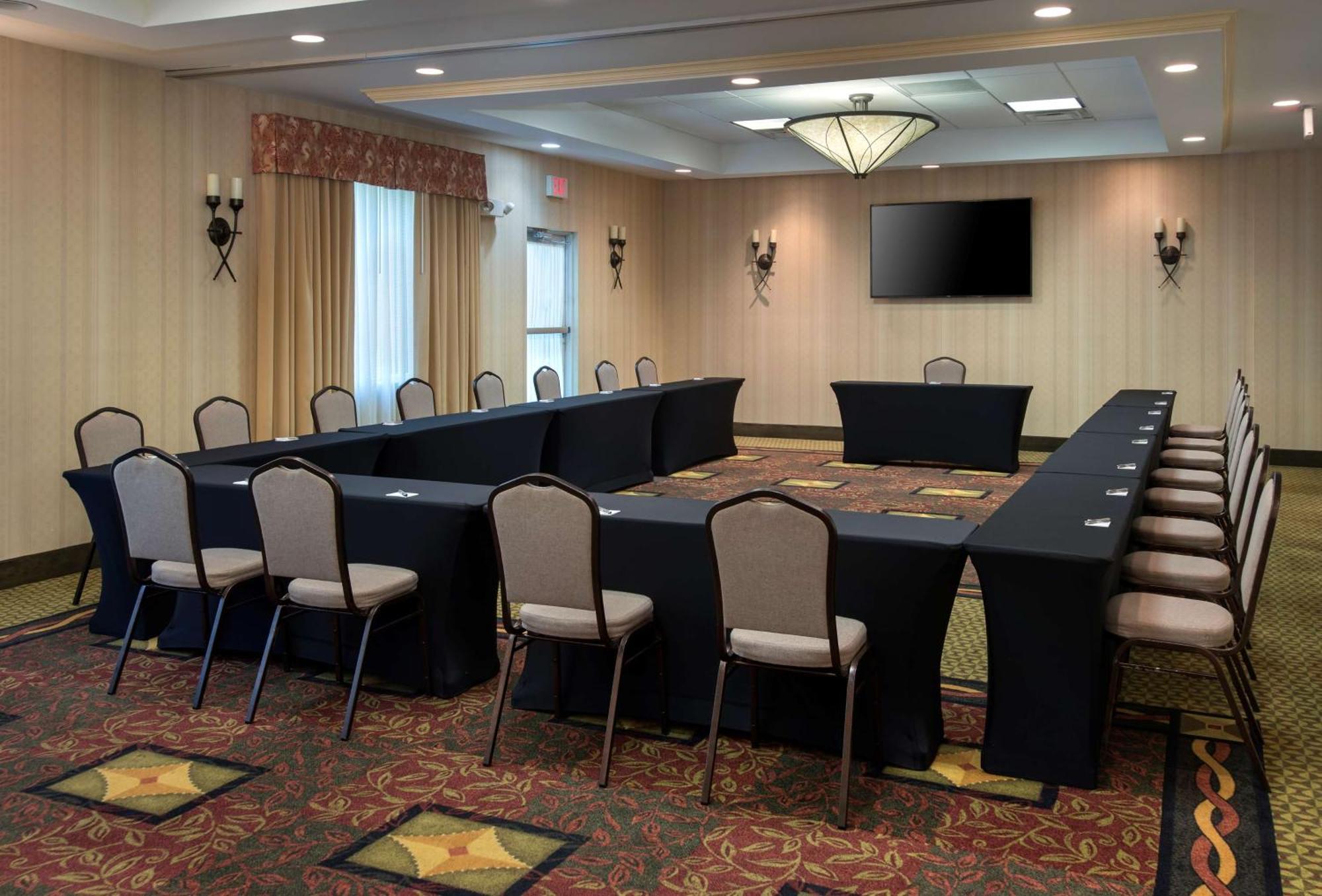 Hilton Garden Inn Riverhead Esterno foto