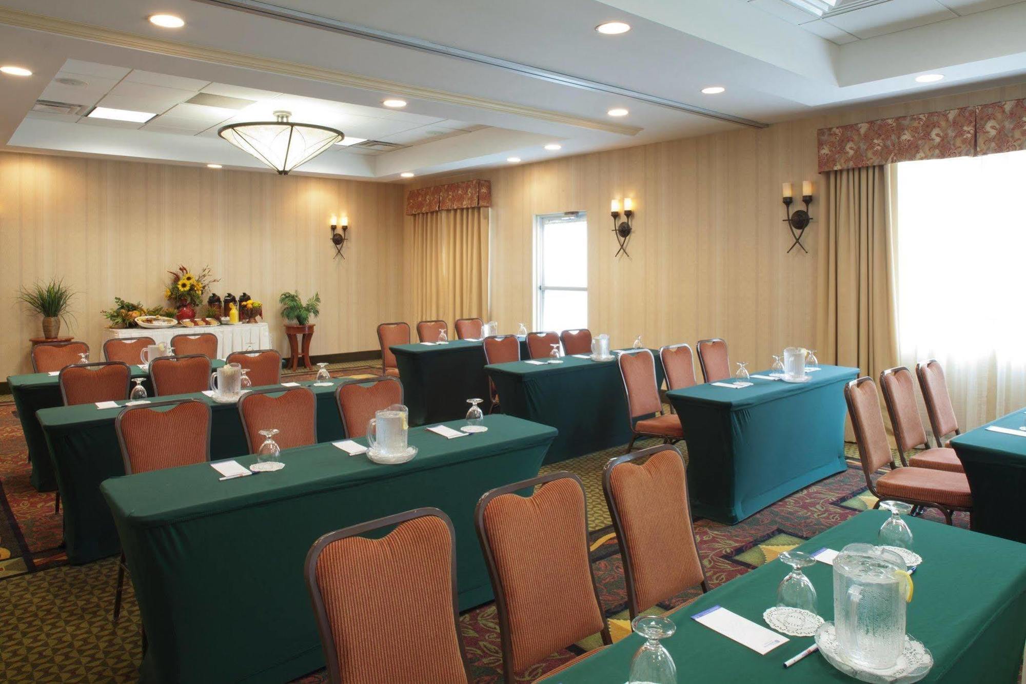 Hilton Garden Inn Riverhead Esterno foto
