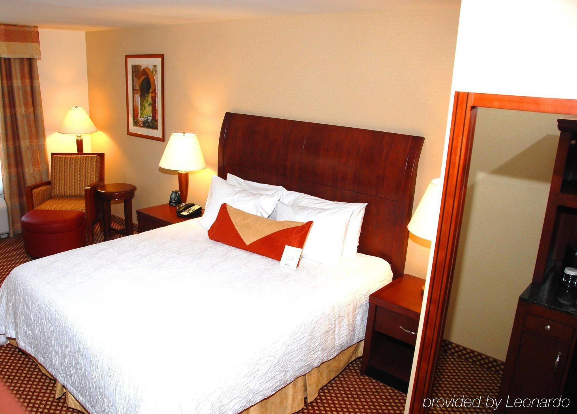 Hilton Garden Inn Riverhead Esterno foto
