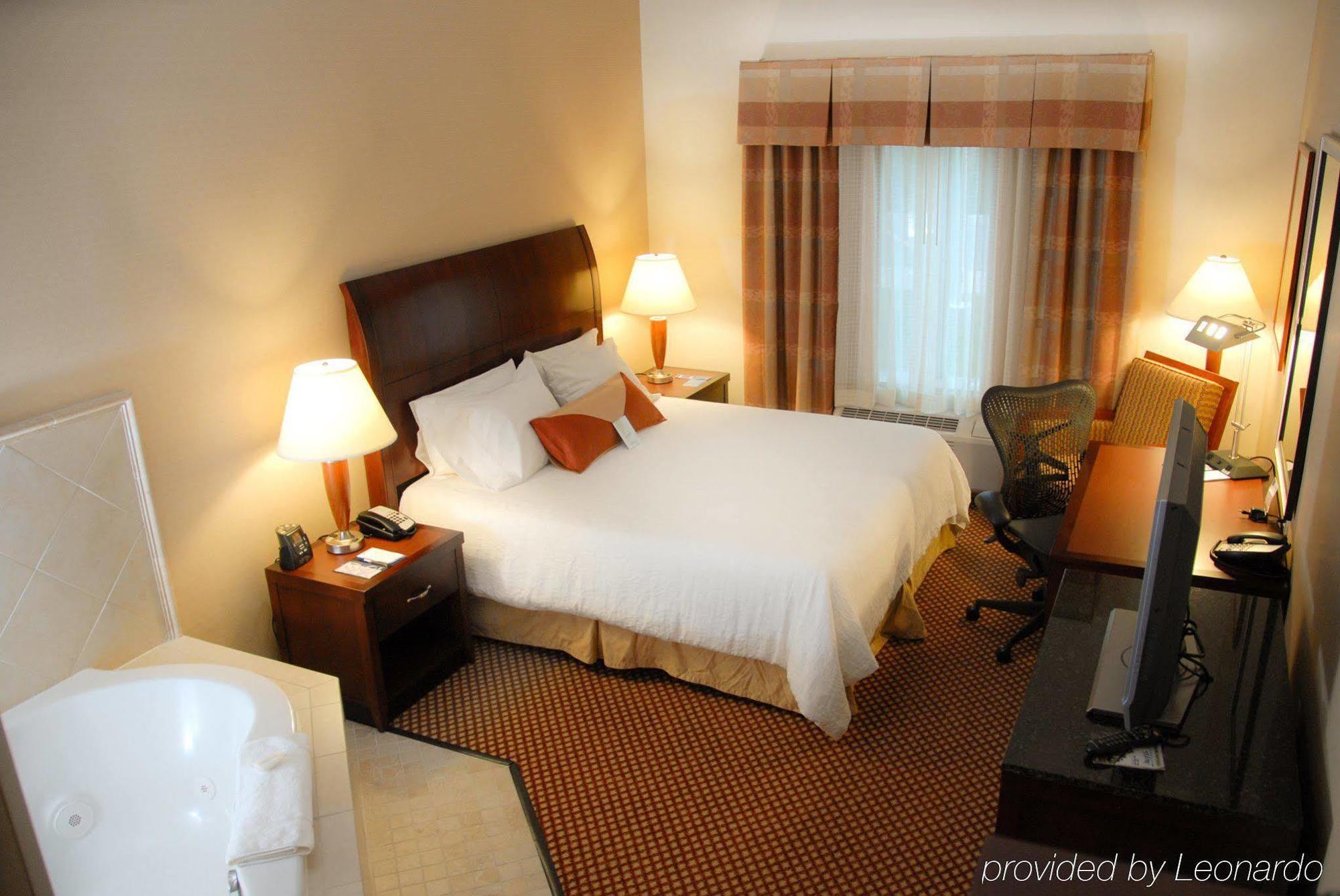 Hilton Garden Inn Riverhead Esterno foto