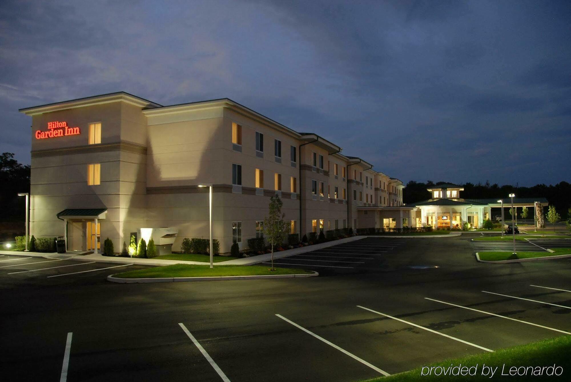 Hilton Garden Inn Riverhead Esterno foto