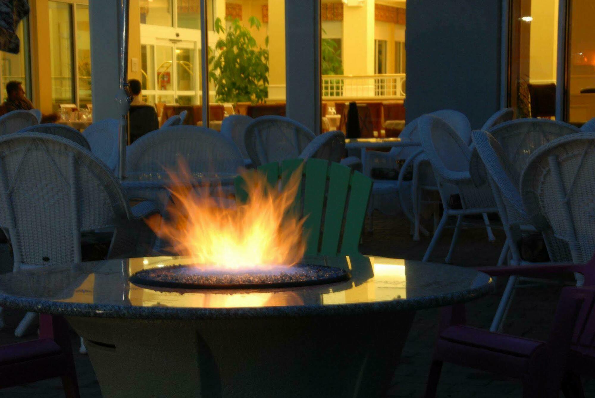 Hilton Garden Inn Riverhead Servizi foto